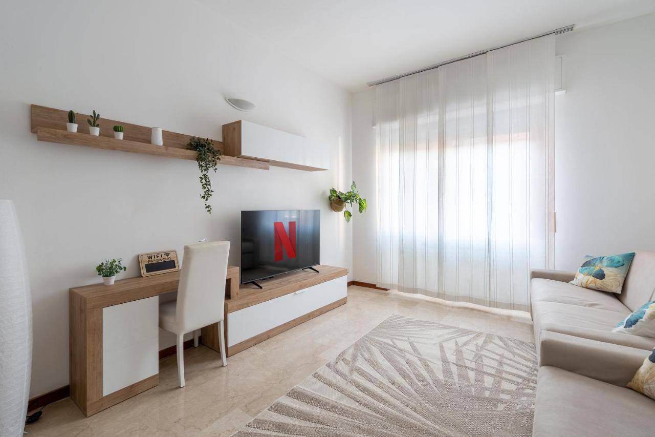 شقة San Siro Big House Wifi Netflix Free Parking ميلان المظهر الخارجي الصورة